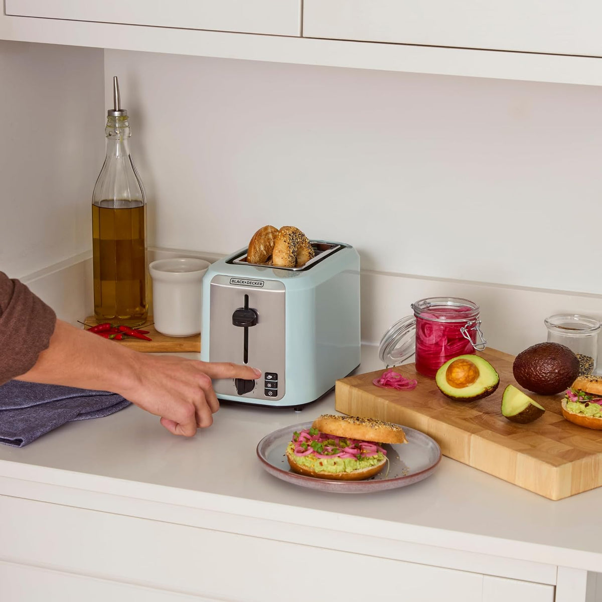 BLACK+DECKER 2-Slice Toaster with Extra-Wide Slots, Surf Spray