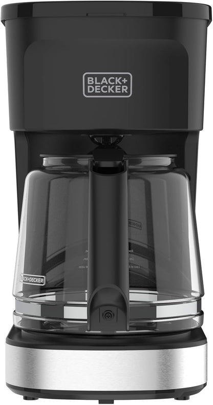 Black and Decker coffee maker with glass carafe and black top